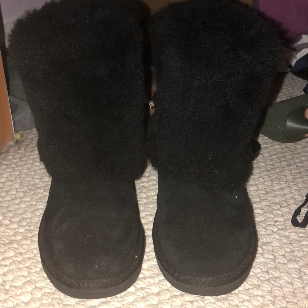 Black UGG boots